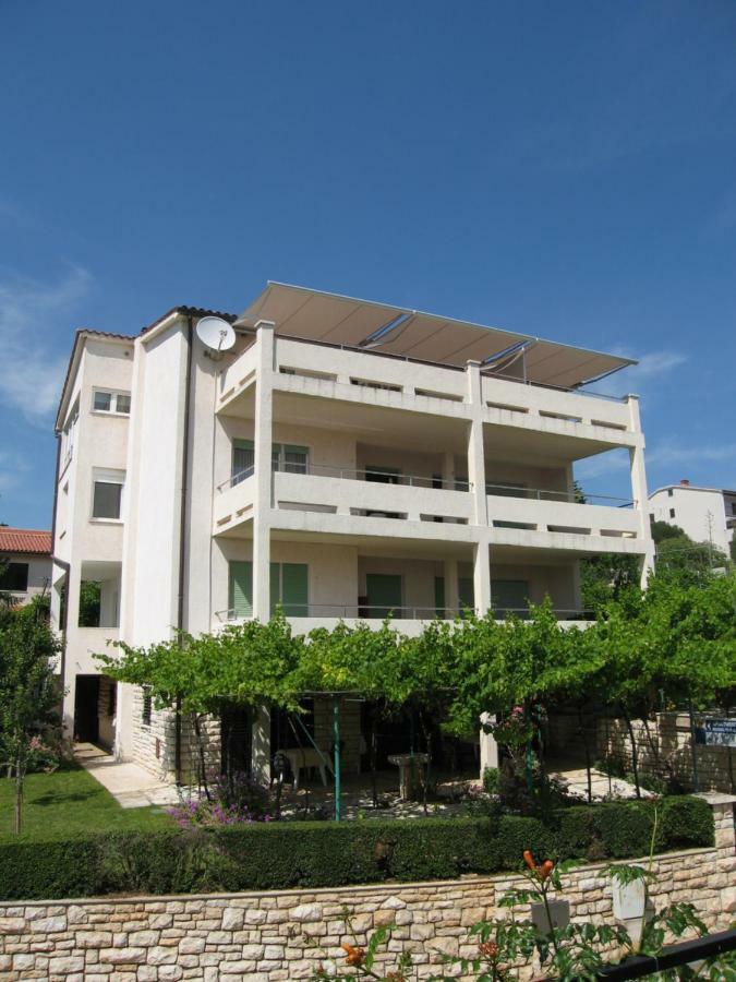 Apartment Franjo Pula Exteriör bild